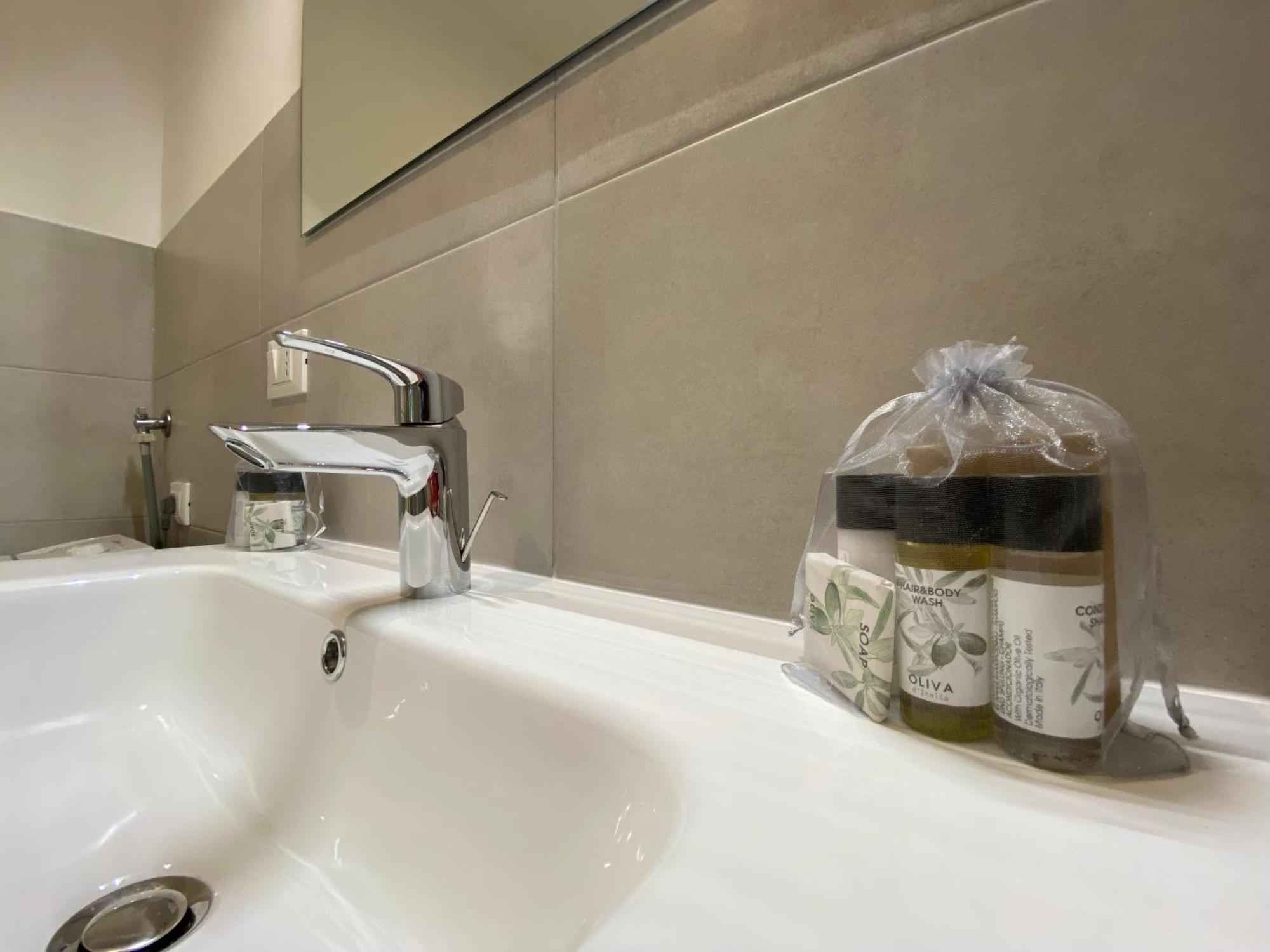 Avantgard Rooms Terrace Suite Bologna Exterior photo